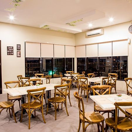 Best Inn Hotel Balikpapan Exterior photo