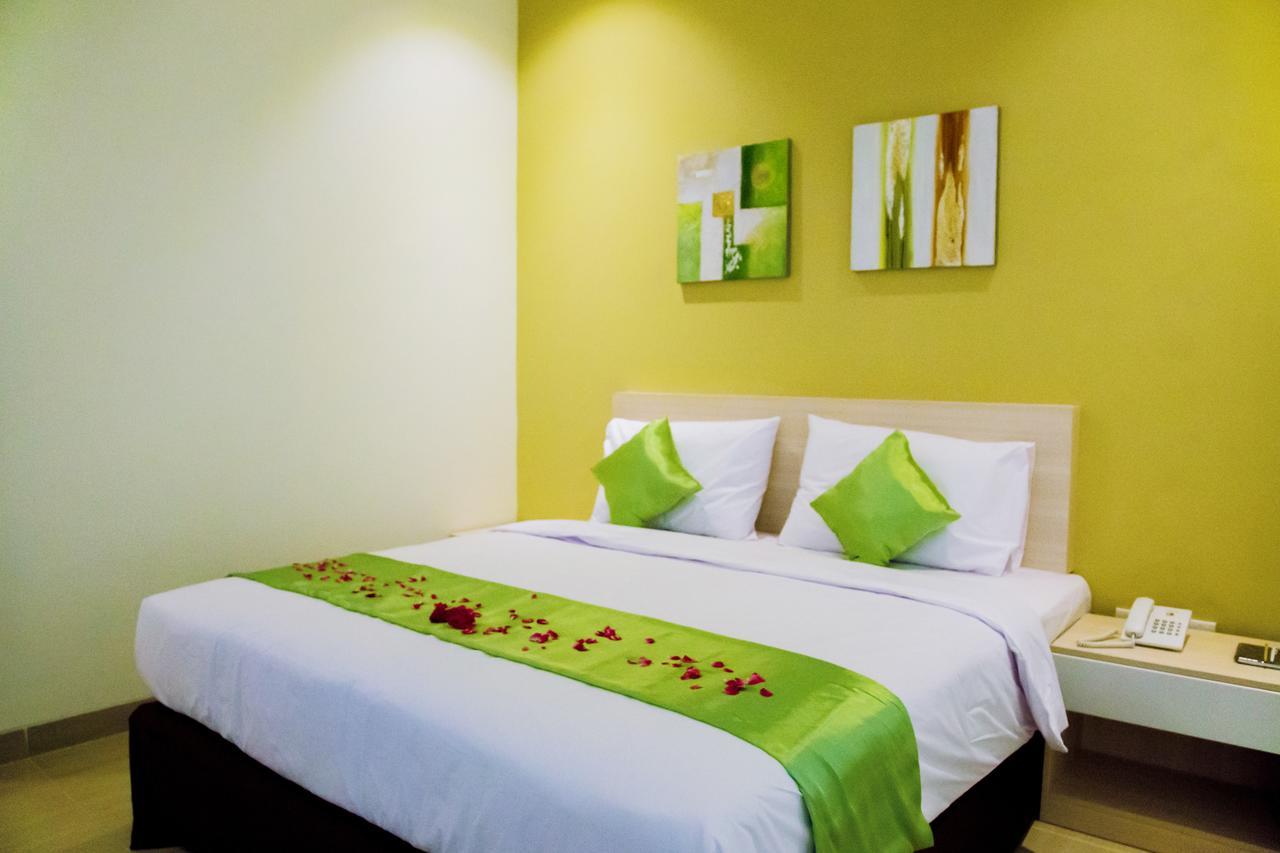 Best Inn Hotel Balikpapan Exterior photo