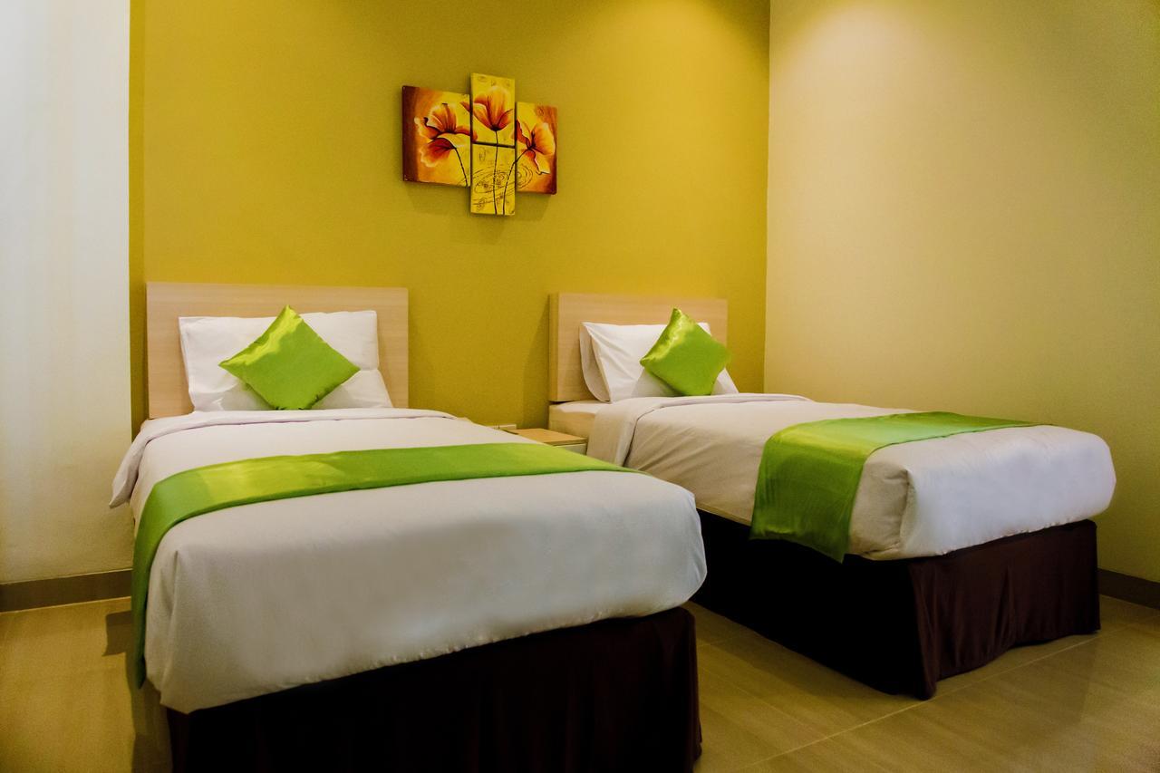 Best Inn Hotel Balikpapan Exterior photo