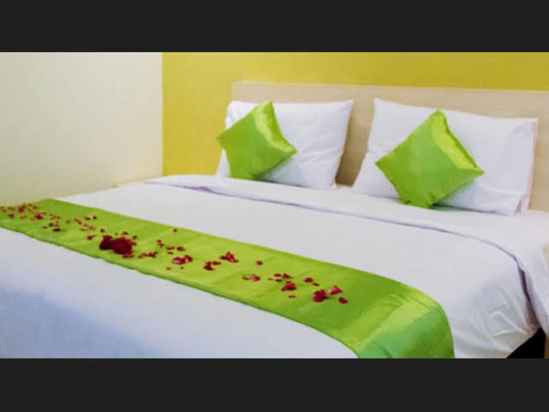 Best Inn Hotel Balikpapan Exterior photo
